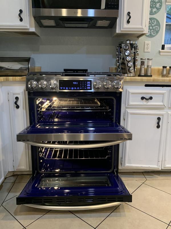 LG 30-inch Smart Gas Double Oven Range with Air Fry