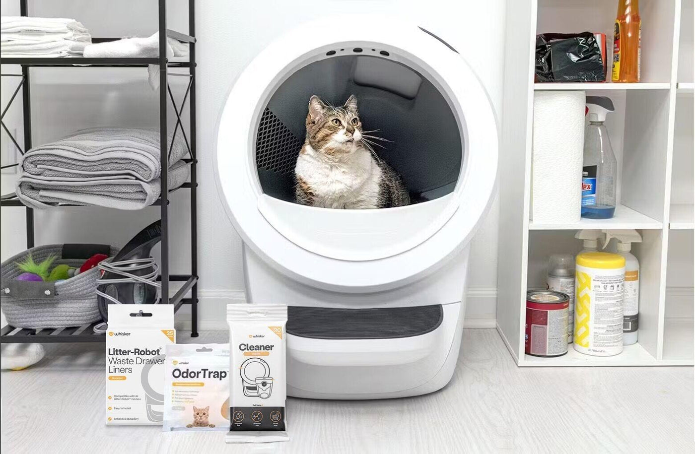 Quiet Self-Cleaning Reconditioned Litter-Robot 4 Bundle for Multiple Cats Odor Control